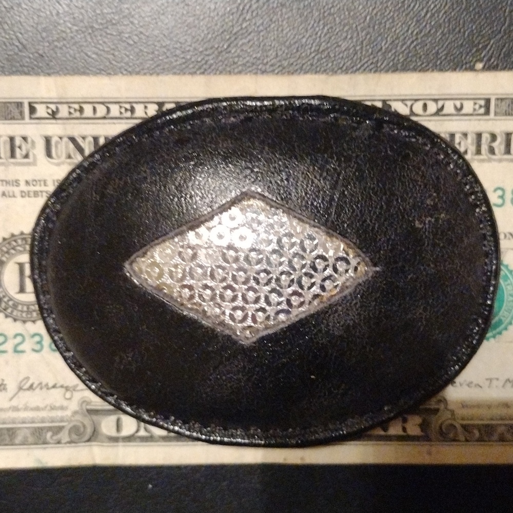 Belt buckle